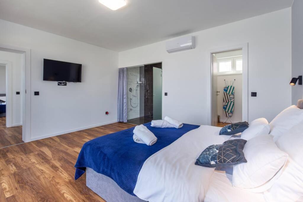 Villa Aurus - Luxury 5 Bedroom Vir Luaran gambar