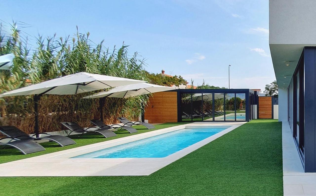 Villa Aurus - Luxury 5 Bedroom Vir Luaran gambar