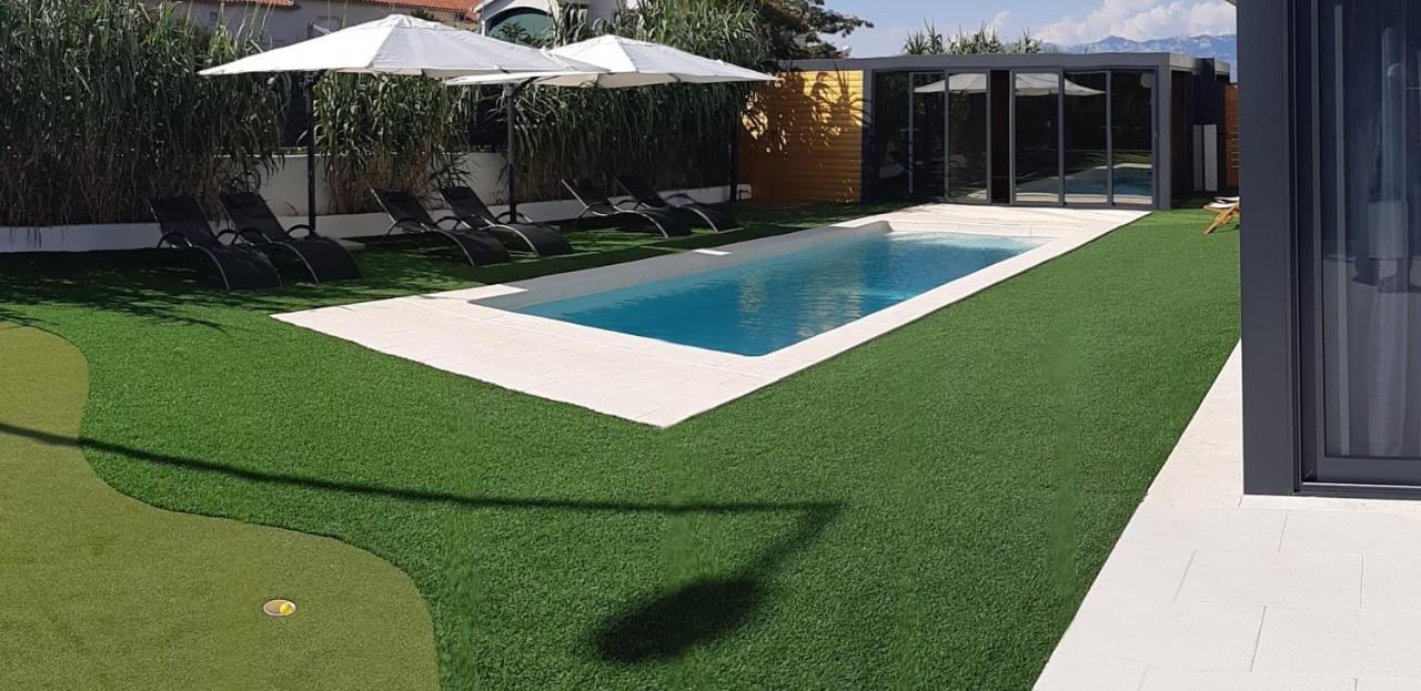 Villa Aurus - Luxury 5 Bedroom Vir Luaran gambar